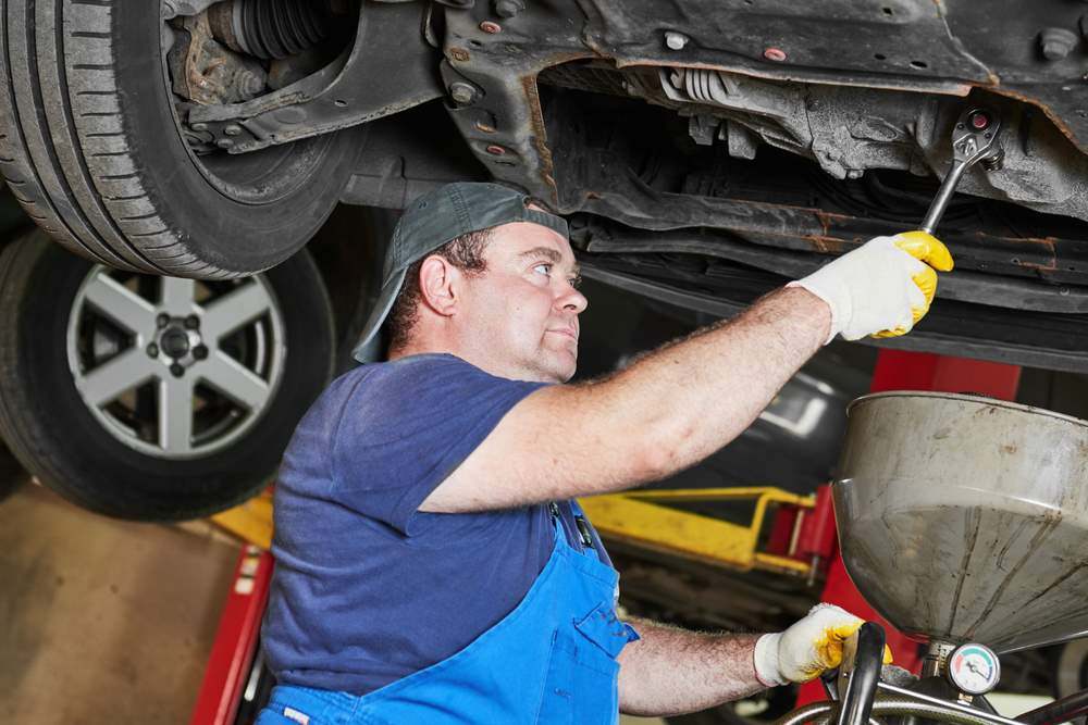 ¿Dónde puedo reparar mi automóvil después de un accidente?