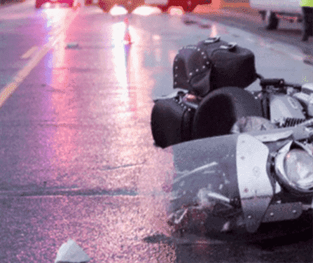 Motorista de motocicleta y conductor adolescente heridos en un accidente en Starratt Road