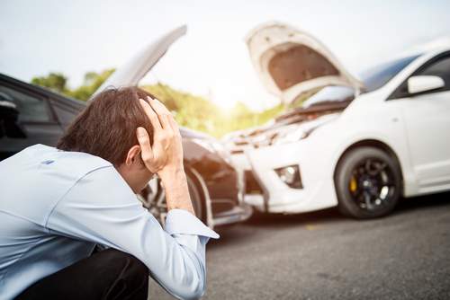 ¿Puedo Demandar a Alguien Personalmente Después de un Accidente de Coche?