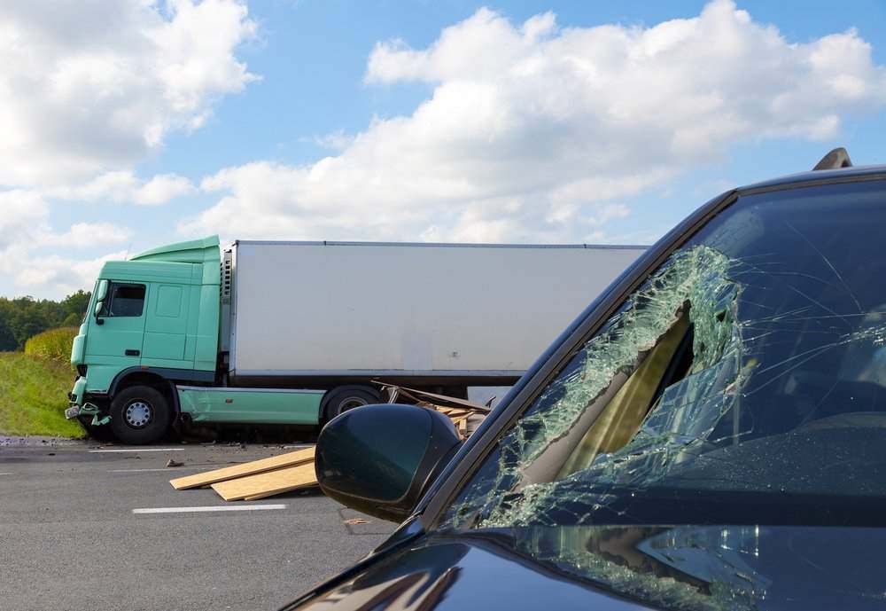 ¿Puedo Demandar a Alguien Personalmente Después de un Accidente de Camión?