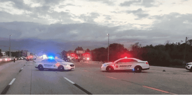 Dos fallecidos, importantes cierres de carreteras tras el accidente en Palm Beach Boulevard
