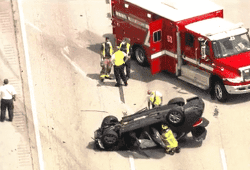 17 Años de Edad Muerto Tras Accidente en la Autopista en Dirección Sur