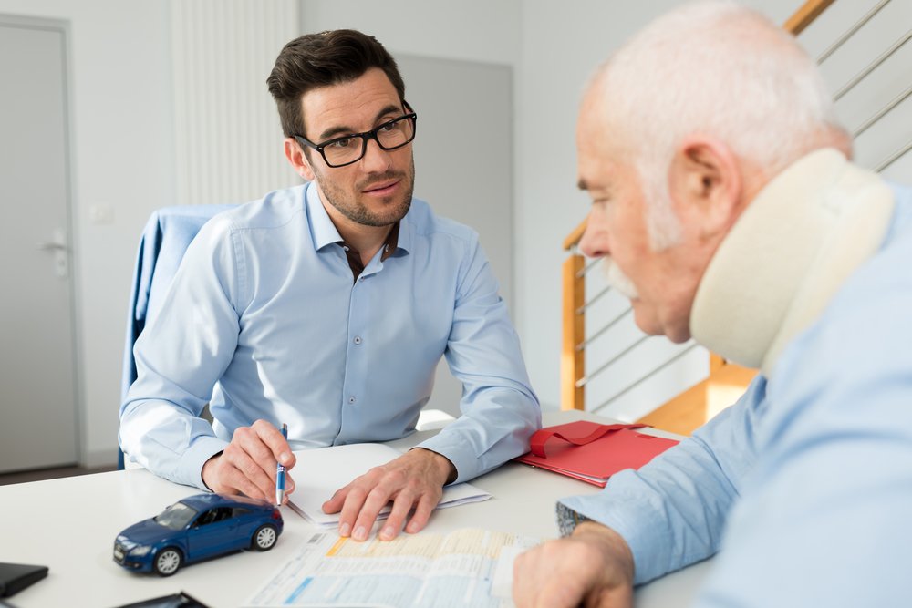 ¿Quién Paga las Facturas Médicas Después de un Accidente de Coche?