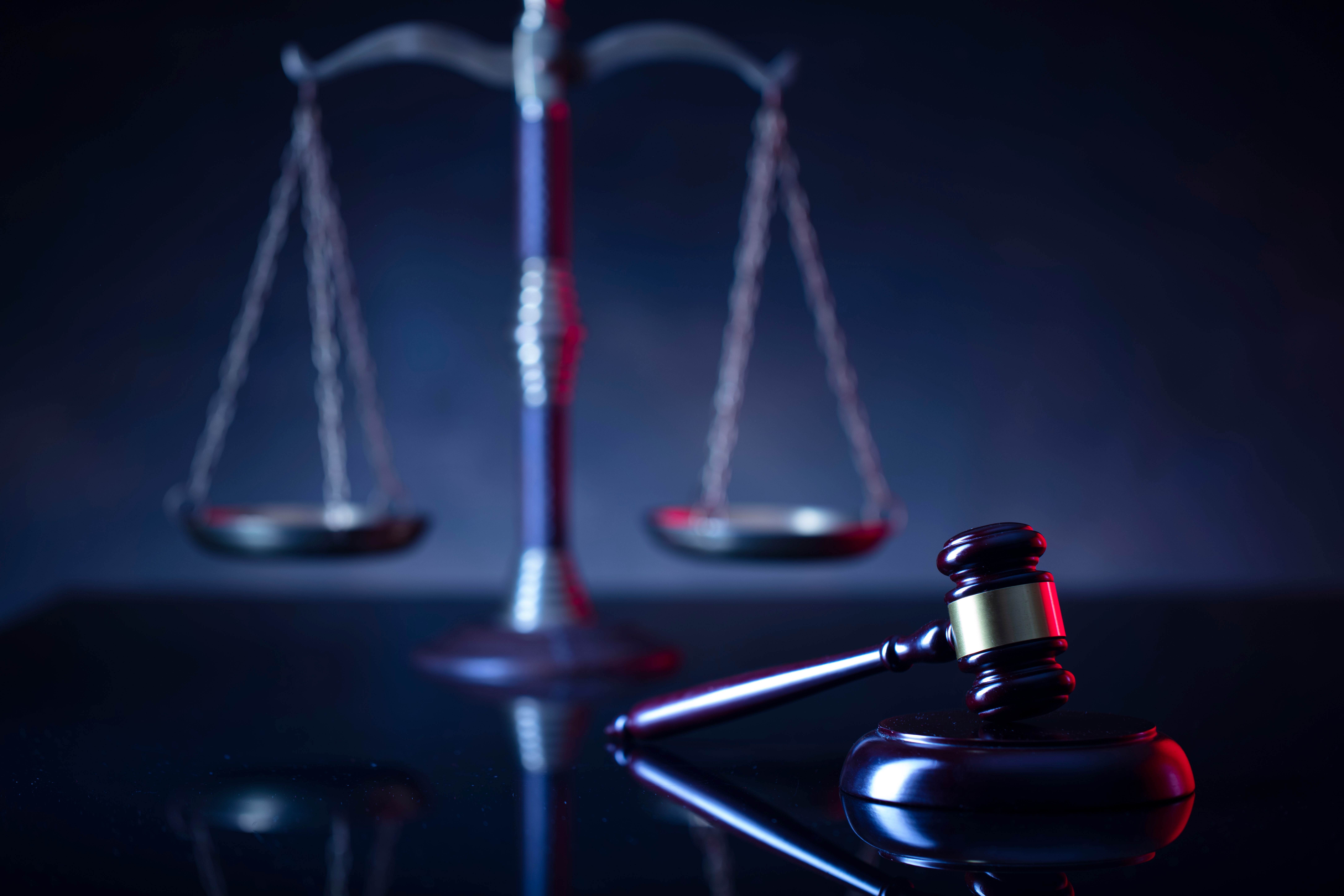 ¿Qué Tipos De Casos Maneja Un Abogado De Accidentes De Camiones Semi?