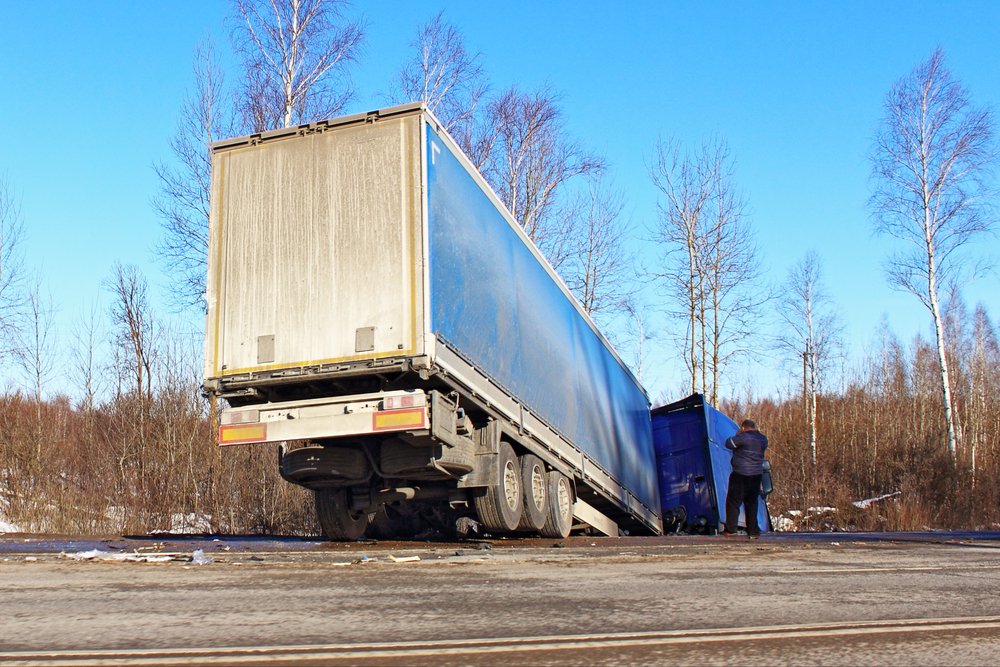 ¿Qué Daños Puedo Recuperar de un Accidente con un Camión Semi?