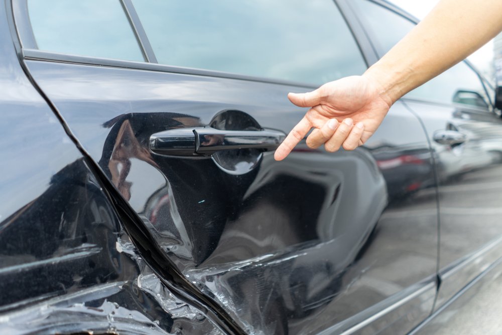 Cómo los Abogados de Accidentes de Auto en Tampa Manejan Casos de Choques y Fugas