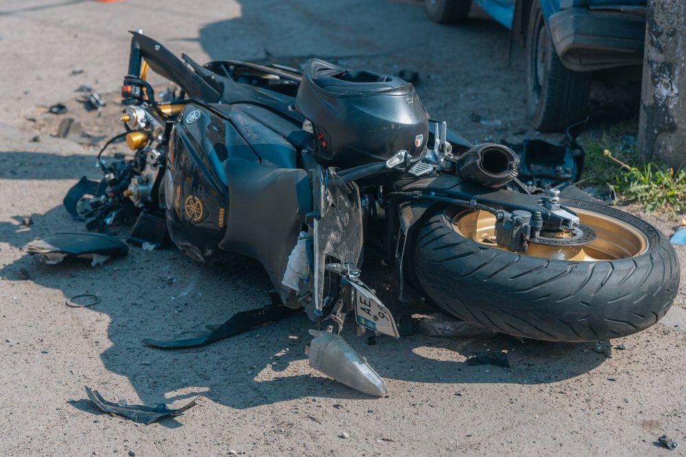 ¿Qué evidencia es crucial para mi caso de accidente de motocicleta en Fort Myers?