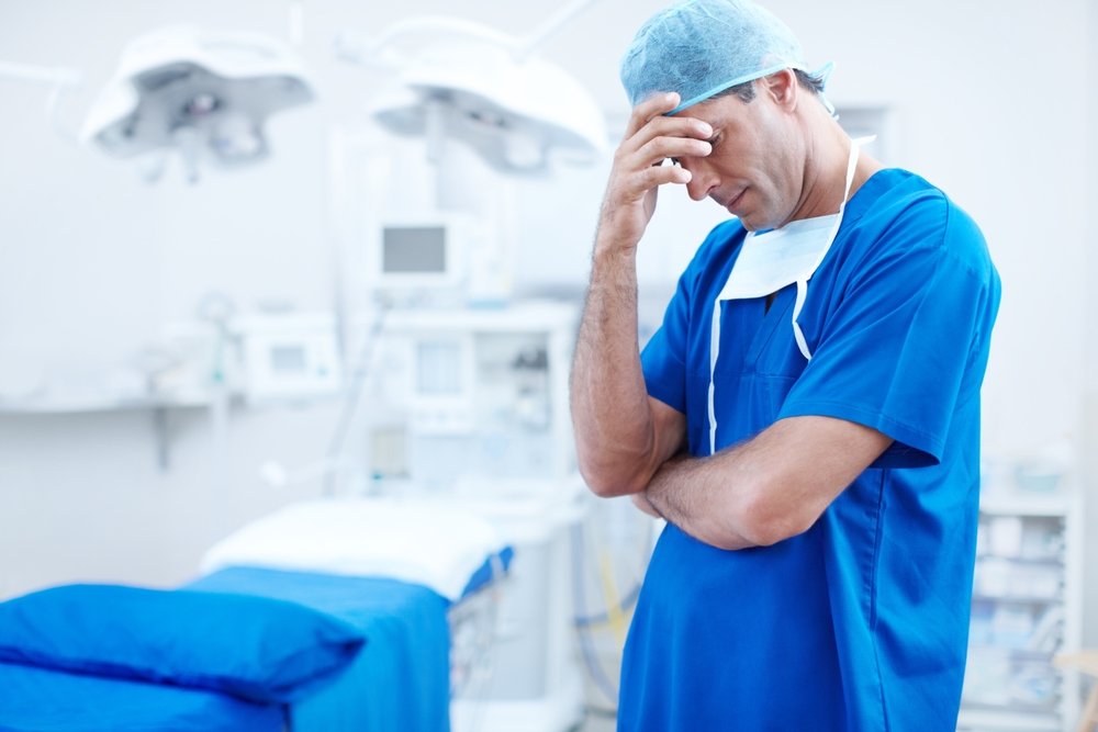 ¿Están los hogares de ancianos cubiertos por la ley de negligencia médica?