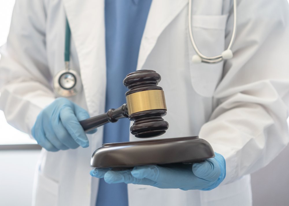 ¿Está disponible una compensación por parálisis en un caso de negligencia en Florida?