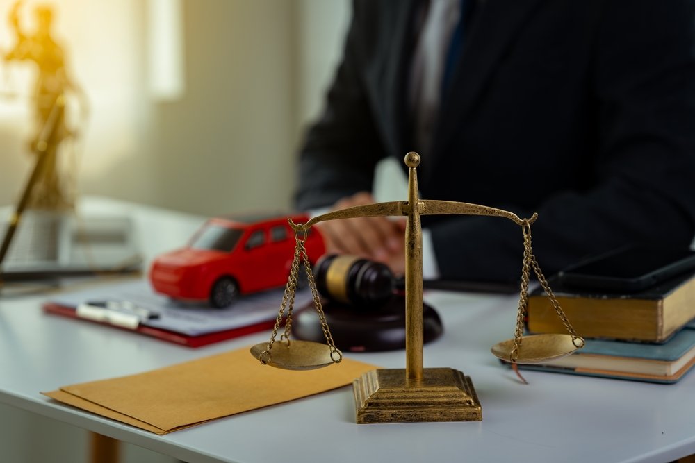 ¿Cómo afectan las leyes de seguros sin culpa de Florida a las reclamaciones por accidentes de coche en Miami?