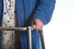 Abuso y Negligencia en Residencias para Adultos Mayores