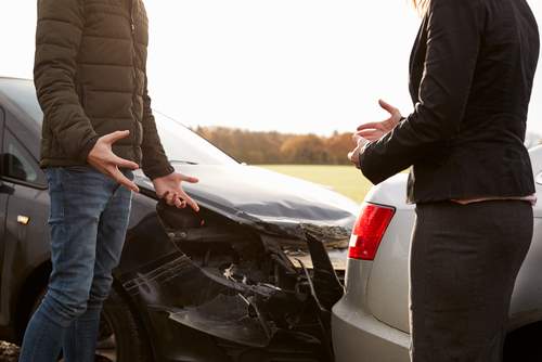 Should I Hire An Attorney Or Let The Insurance Company Handle My Car Accident Claims in Orlando, FL?