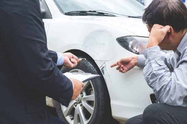 How to Settle a Car Accident Claim without a Lawyer?