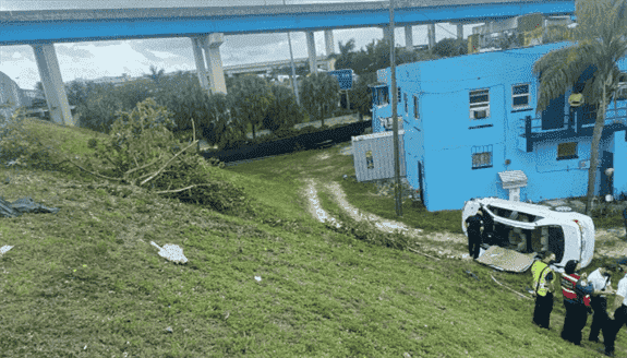 1 Injured In Rollover Car Crash In Liberty City