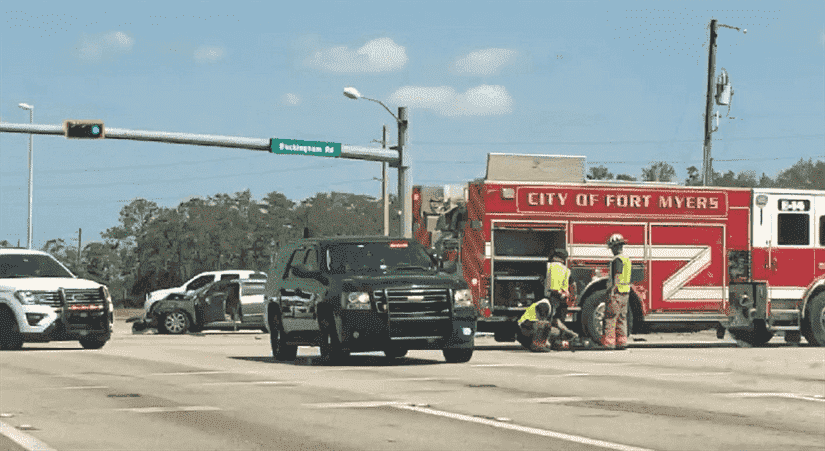 1 Injured In 3-Car Crash On SR-82 In Fort Myers