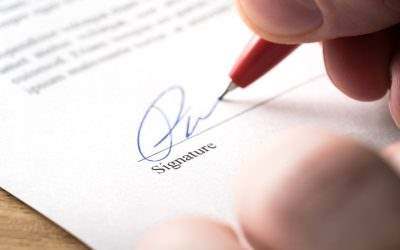 person signing a settlement
