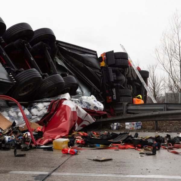 Jacksonville Cargo Truck Accident Lawyer
