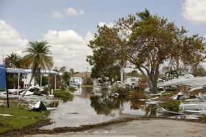 Should I Hire a Hurricane Damage Claim Lawyer?