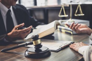 What Is The Difference Between A Personal Injury Claim And A Wrongful Death Lawsuit