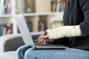 What is the Process for Filing a Trucking Accident Lawsuit in Fort Lauderdale?