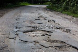 Can I Sue for Road Hazards in Fort Lauderdale Bike Crashes?