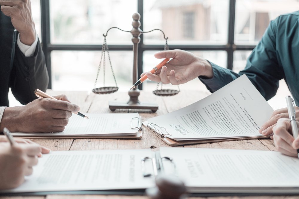 How Can an Orlando Car Accident Lawyer Help Maximize My Compensation?