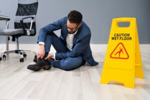 Why Should I Hire an Orlando Slip and Fall Lawyer for My Case?