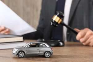 How Do I Find an Accident Reconstruction Expert for My Miami Car Accident Case?