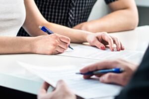 What are Typical Medical Liens in Miami Car Accident Settlements?