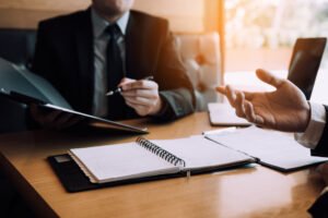 Can I Change Lawyers During a Miami Car Accident Lawsuit?