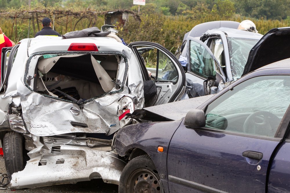 How Do Lawyers Handle Multi-Car Pileups in Tampa?