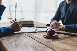 Can I File a Lawsuit if a West Palm Beach Intersection Design Contributed to My Accident?