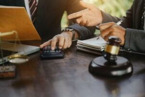 How Do Jacksonville Lawyers Calculate Non-Economic Damages?