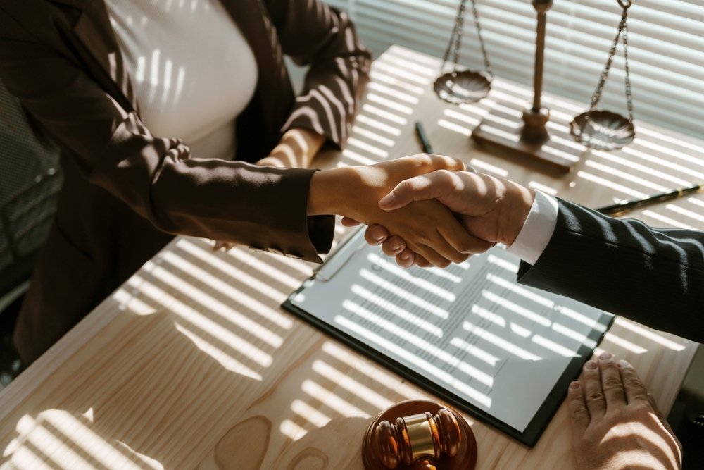 What Should I Expect During My First Consultation With a Jacksonville Car Accident Lawyer?