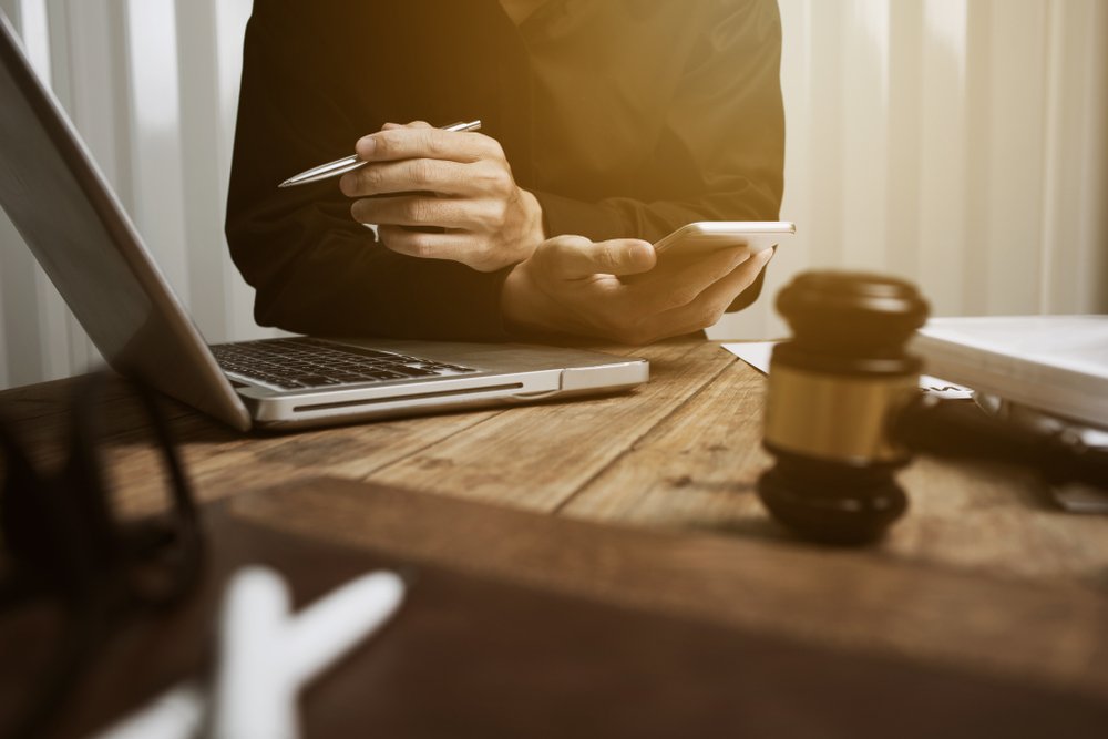 Can I Change Lawyers During A Personal Injury Case In Florida?